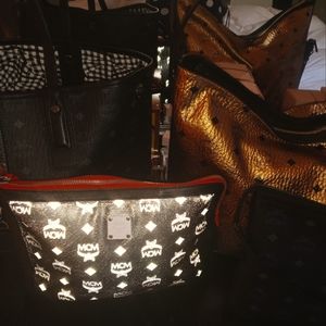 4 MCM bags 1 is reversible